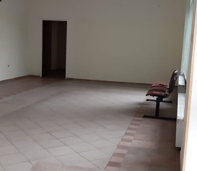 Wynajmę lokal ok.130m2 w centrum Elbląga na placówkę medyczną i nie tylko -parking