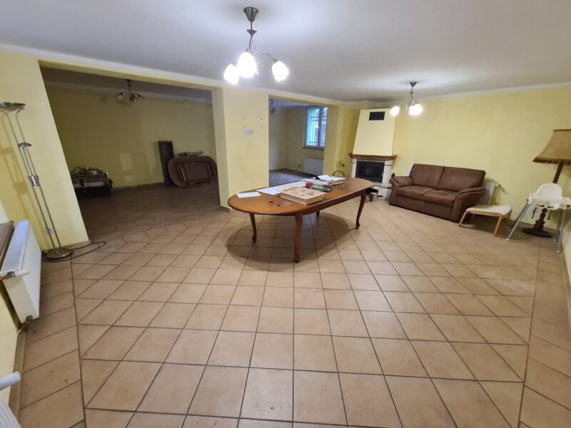 Wałbrzych - Budynek w centrum - idealny na przychodnie/klinikę